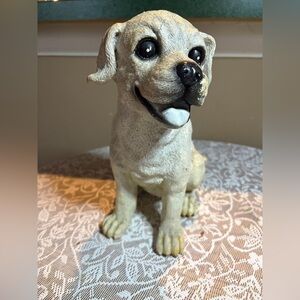 Resin Labrador Retreiver Puppy Statue
